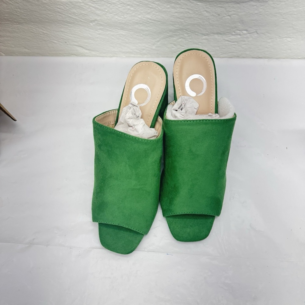 Journee Collection Women 6.5 Green Adelaide Block Heel Sandals NEW Suede Summer